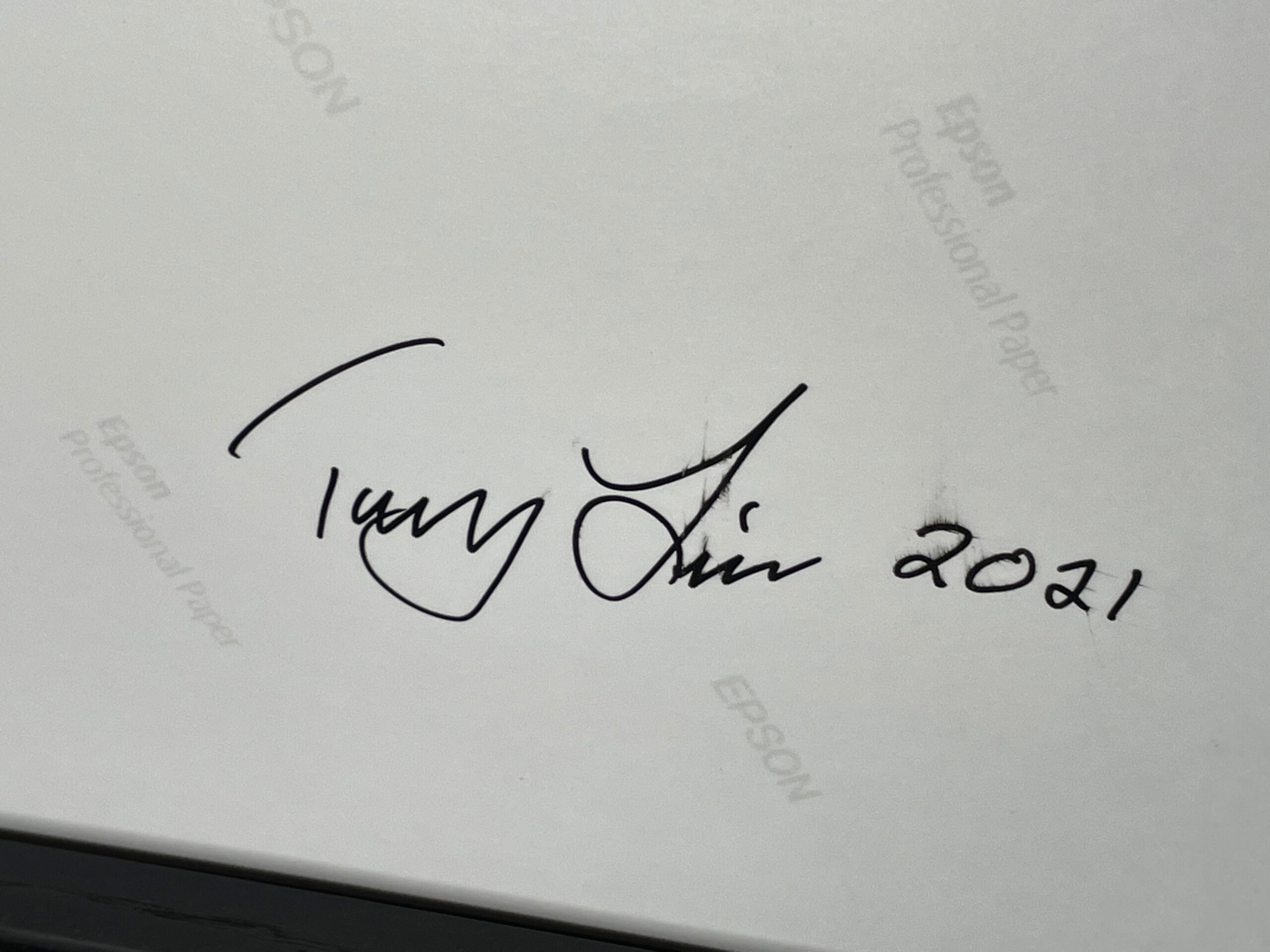 Shocked - Peter Gabriel Band signed in versa by Tony Levin